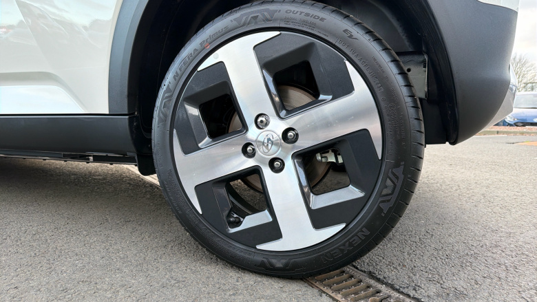 Hyundai INSTER 85kW 02 49kWh 5dr Auto Electric Hatchback